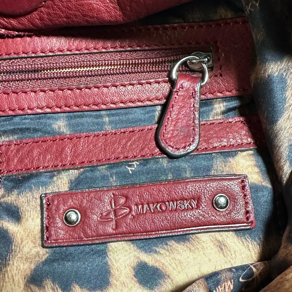 B Makowsky Burgundy Leather Shoulder Handbag - Picture 4 of 5